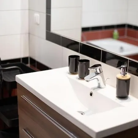 Charming Old Town Arkadenhof *