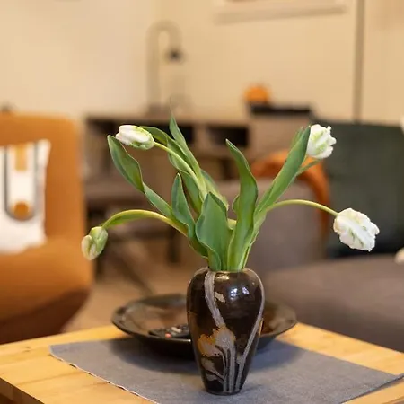 Charming Old Town Arkadenhof Apartment *