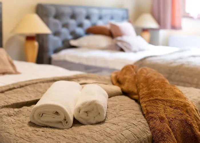 Charming Old Town Arkadenhof *