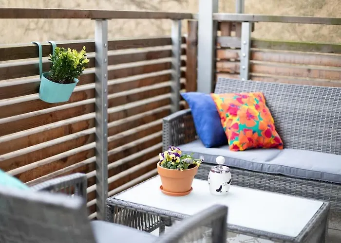 Charming Old Town Arkadenhof Daire *