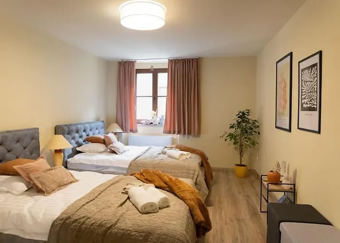 Charming Old Town Arkadenhof *